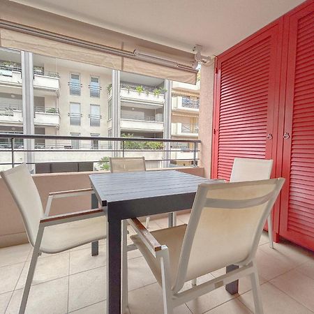 Appartement Centrale A 100 M Des Plages Rue De Provence Saint-Raphaël Kültér fotó