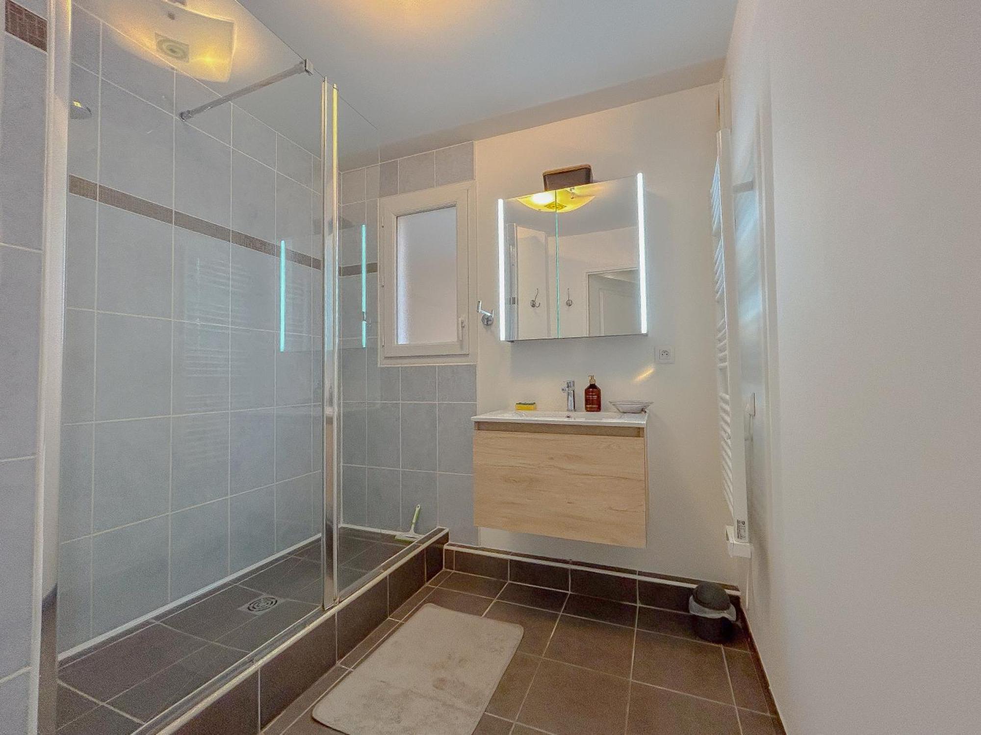 Appartement Centrale A 100 M Des Plages Rue De Provence Saint-Raphaël Kültér fotó